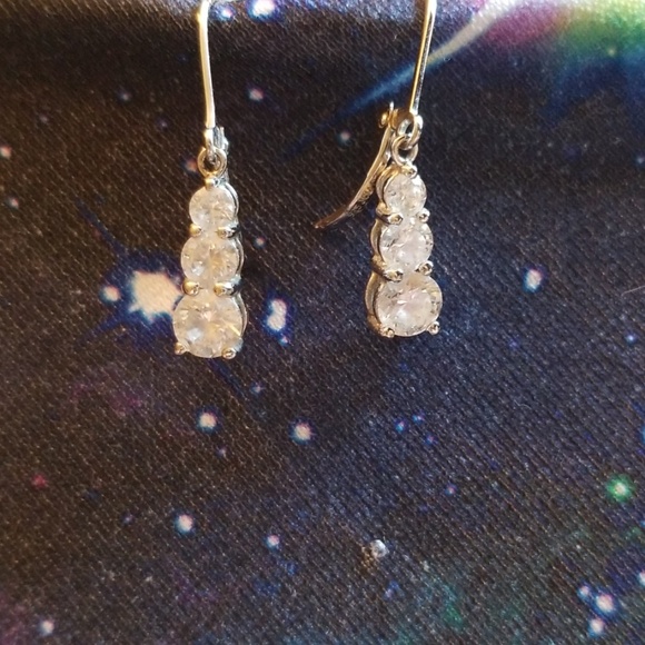 Diamonique Jewelry - Sterling Silver Diamonique lever back earrings
